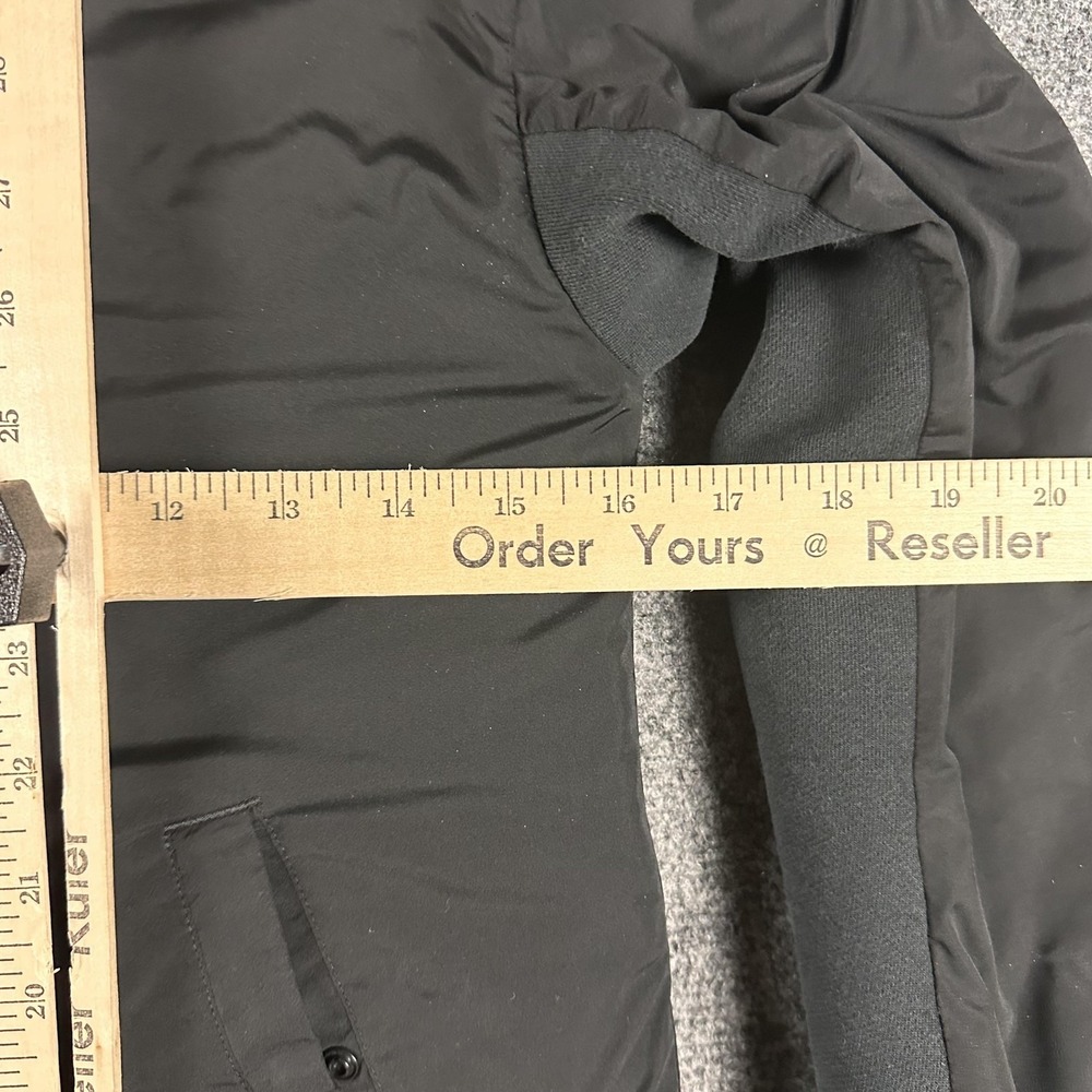 Lululemon Jacket Womens Medium Black Fluffin Awesome Reversible Quilted Fleece - Picture 5 of 10